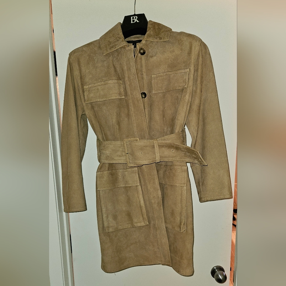 Banana Republic - (S) NEVER WORN, with Tags - Stylish Suede Carmel Jacket/Coat.